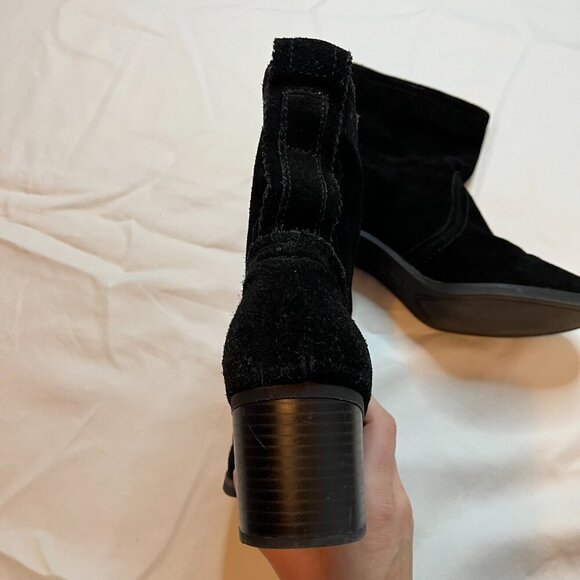 White Mountain Behari Black Leather Upper Slouchy Ankle Boot | Size 7 - Picture 2 of 8